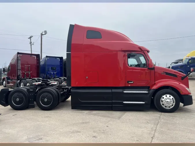 2023 Peterbilt 579