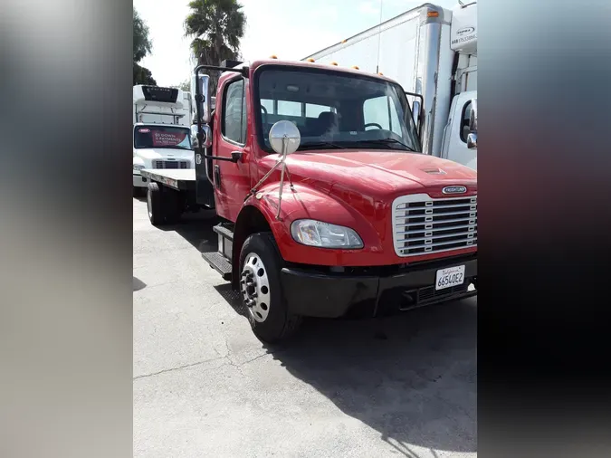 2018 FREIGHTLINER/MERCEDES M2 106