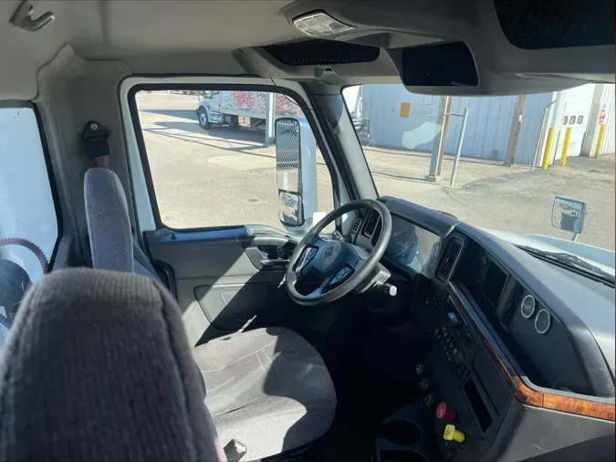 2019 International RH613