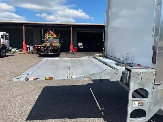 2020 Peterbilt 337