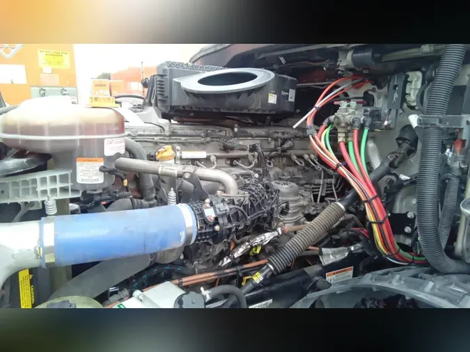 2023 Freightliner Cascadia 1263d4f0602fe622235be36e6aea0ede76d