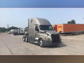 2024 Freightliner Cascadia 126