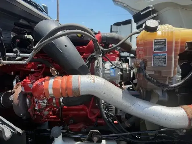 2019 International LT625