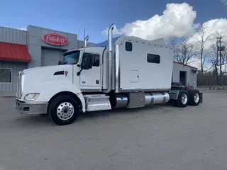 2013 KENWORTH T600B