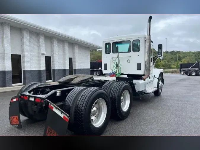 2021 Peterbilt 567