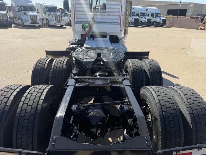 2019 Peterbilt 5793d58887e753cff1a624c99eb5a9613b3