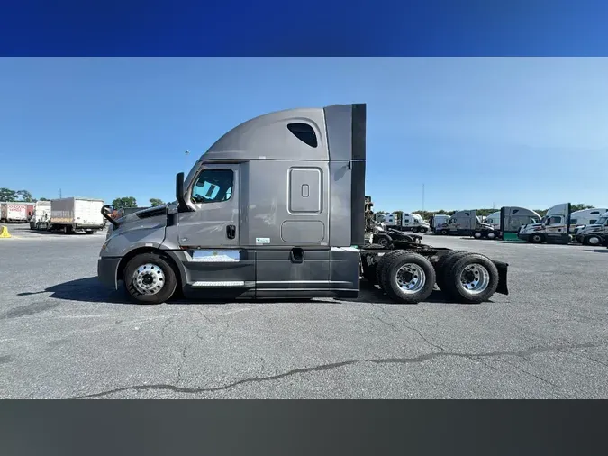 2023 Freightliner Cascadia 1263d59cec3d14763dbd0b6d9f71bffd0a6