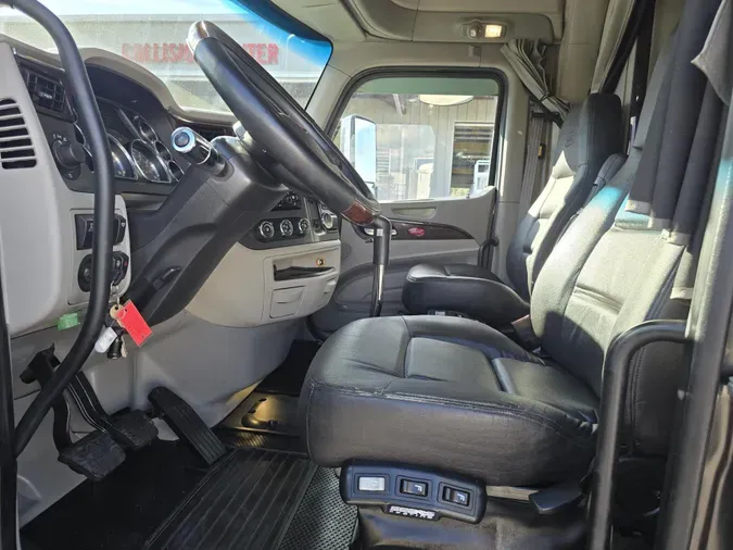 2020 Peterbilt 5793d5bd753580d55d1f473c506961087c5