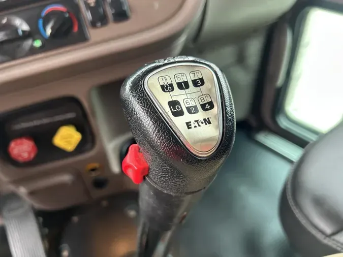 2020 Peterbilt 389