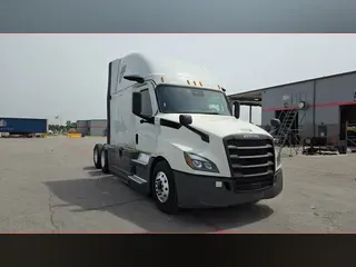 2022 Freightliner Cascadia
