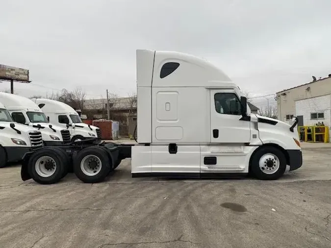 2020 Freightliner Cascadia