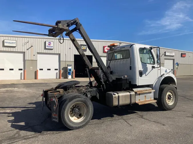 2016 Freightliner M2 106