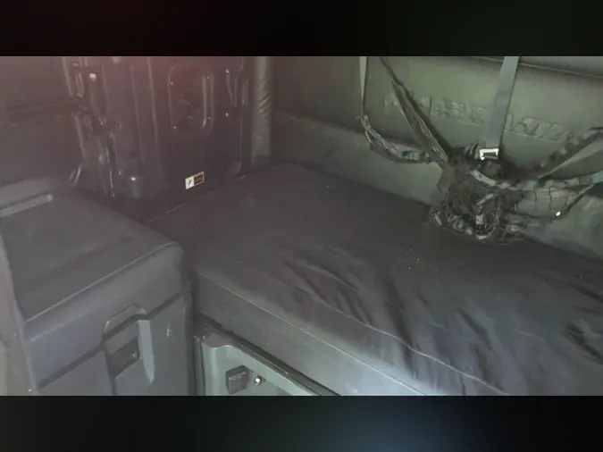 2025 Freightliner Cascadia 126