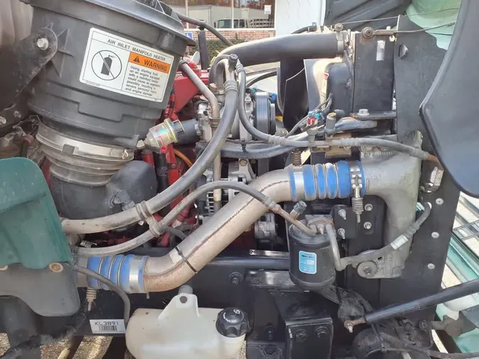 2019 FREIGHTLINER/MERCEDES M2 106