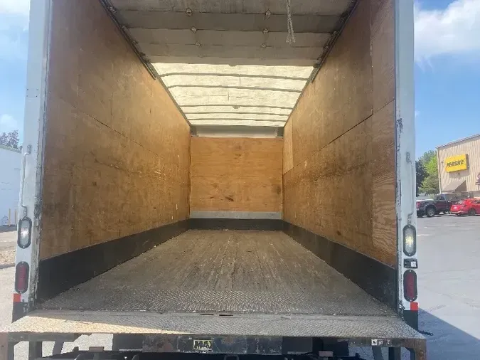 2014 KENWORTH T270