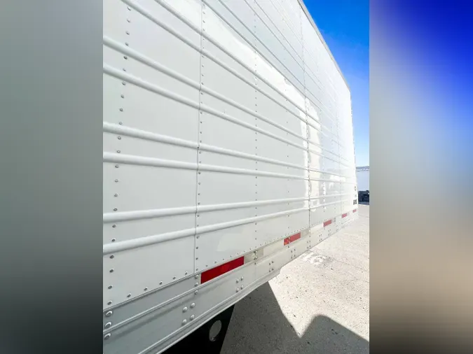 2017 UTILITY VS2RA3d78044a31700b51e54088a93e4615cf