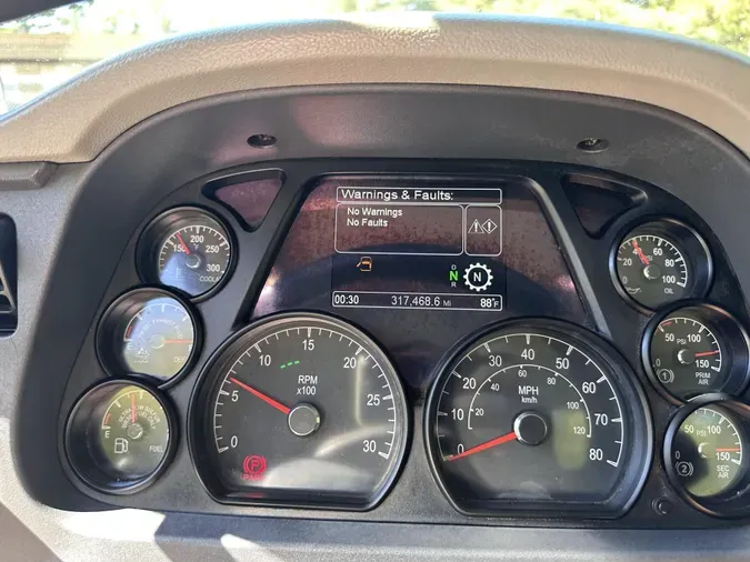 2020 Peterbilt 579