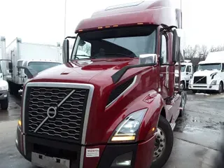 2018 Volvo VNL64TRACTOR