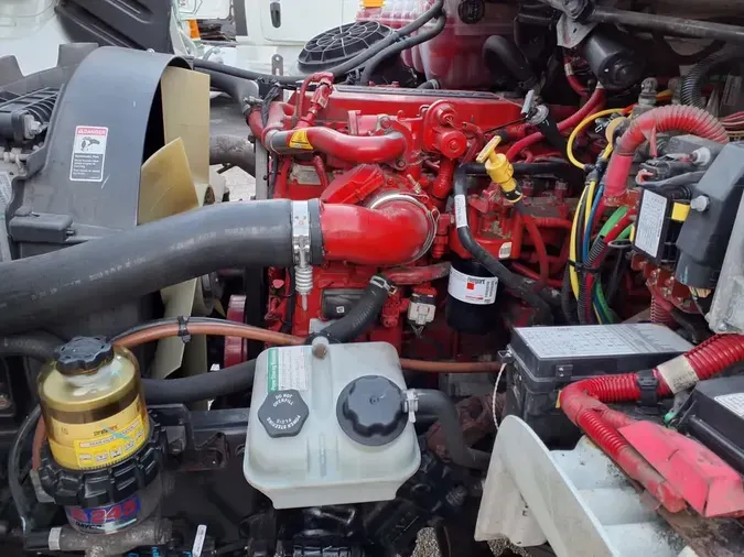 2020 FREIGHTLINER/MERCEDES M2 106