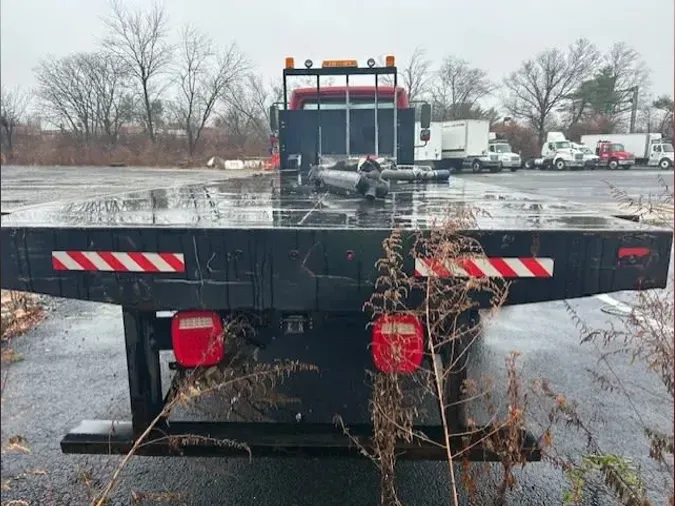 2018 FREIGHTLINER/MERCEDES M2 106