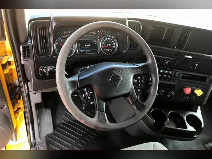 2019 INT LT625 6x4