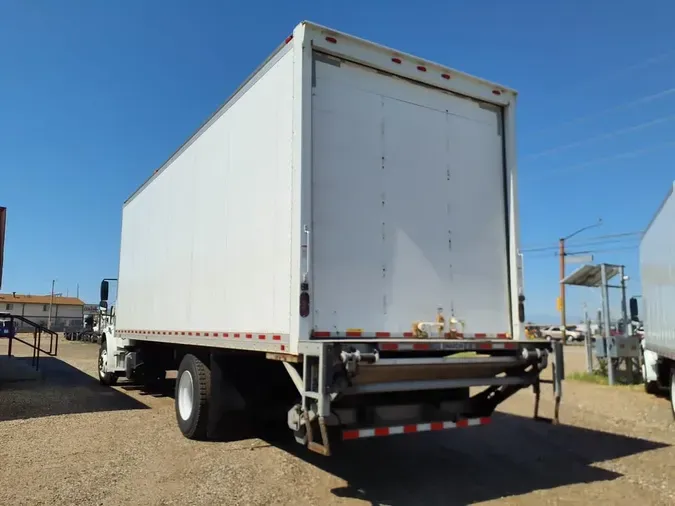 2020 FREIGHTLINER M2 106