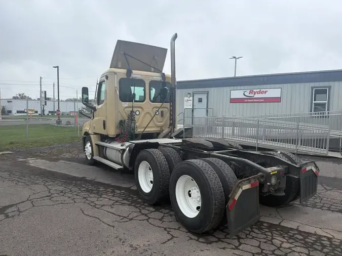 2020 FREIGHTLINER/MERCEDES NEW CASCADIA PX12664