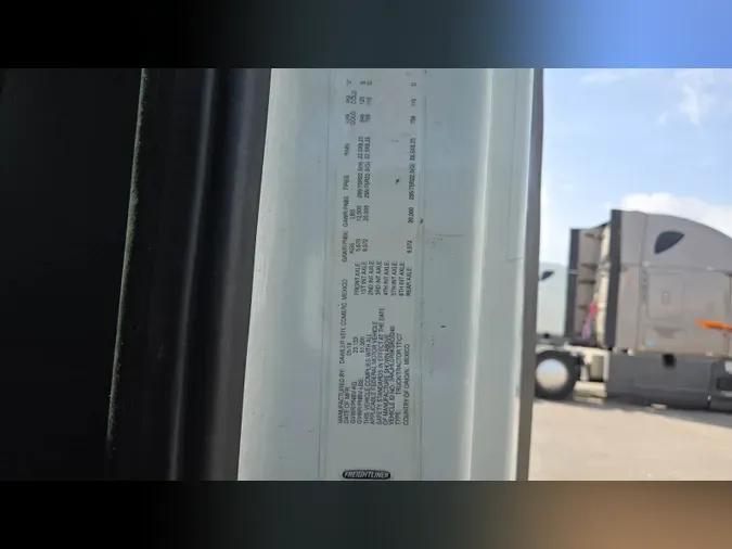 2019 Freightliner Cascadia 126