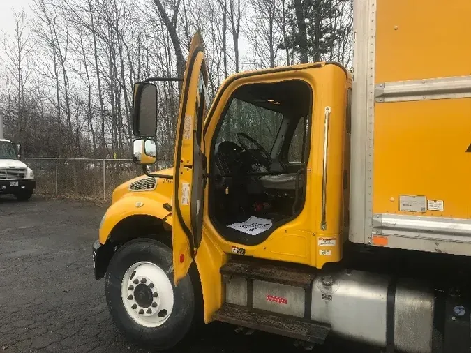 2018 Freightliner M2