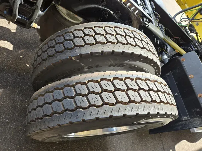 2021 Peterbilt 5793d9e9124f143dffcbda6ac072d3ab4c7