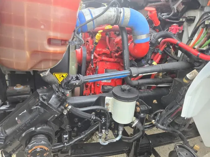 2019 NAVISTAR INTERNATIONAL 4300