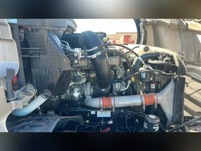 2024 Freightliner Cascadia 1263da12014ada89495f9f045b20fdad389