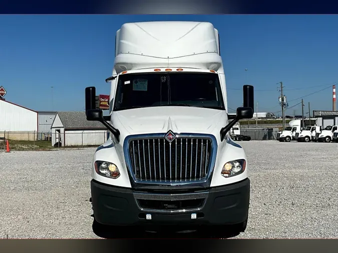 2022 INT LT625 6x4