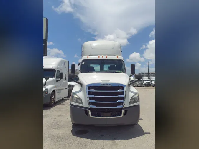 2019 FREIGHTLINER NEW CASCADIA PX12664