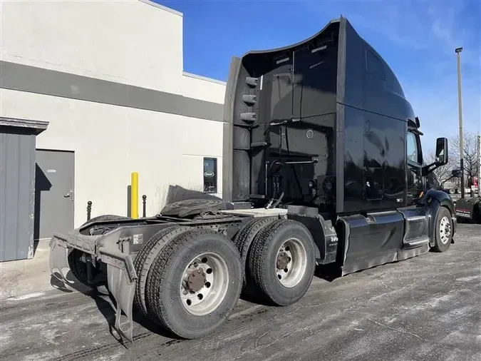 2022 PETERBILT 579