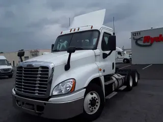 2016 FREIGHTLINER/MERCEDES CASCADIA 125