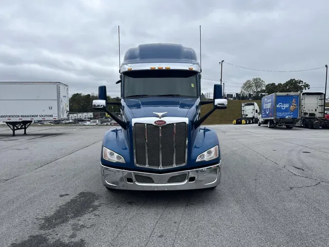 2023 Peterbilt 579