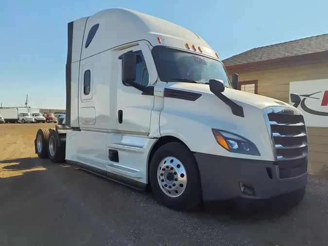2021 FREIGHTLINER NEW CASCADIA PX12664