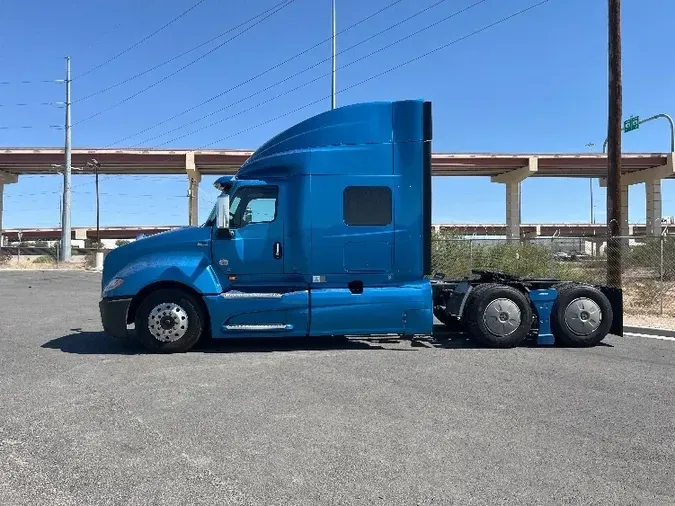 2019 International LT625