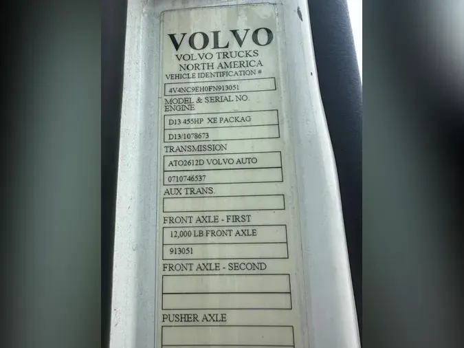 2015 Volvo VNL64T3003dbbc1e46261dda1107c0a302811aa3d