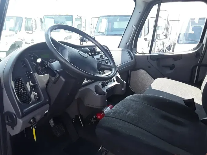 2019 FREIGHTLINER M2 106