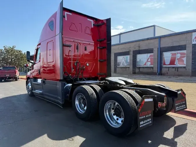 2021 FREIGHTLINER CASCADIA