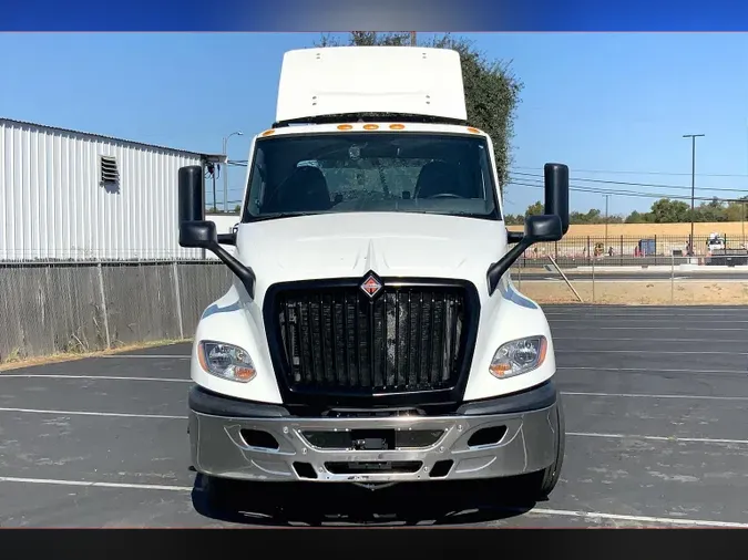 2021 INT LT625 6x4