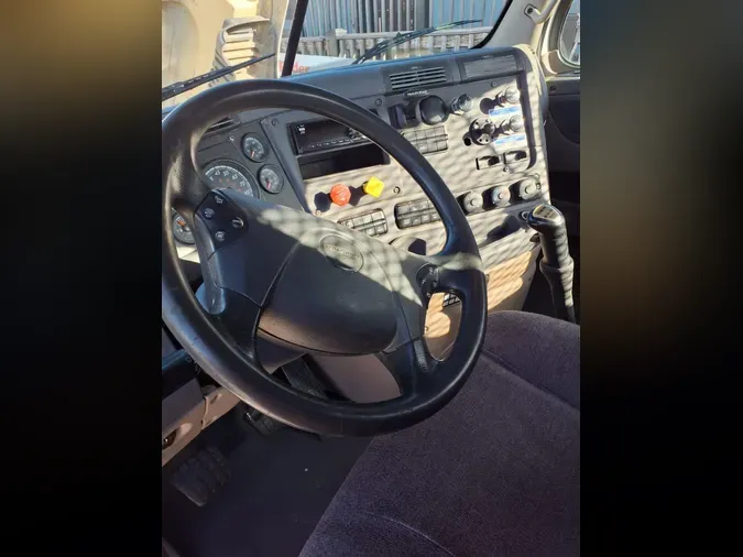 2020 FREIGHTLINER/MERCEDES CASCADIA 125