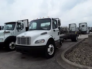 2018 Freightliner M2 106
