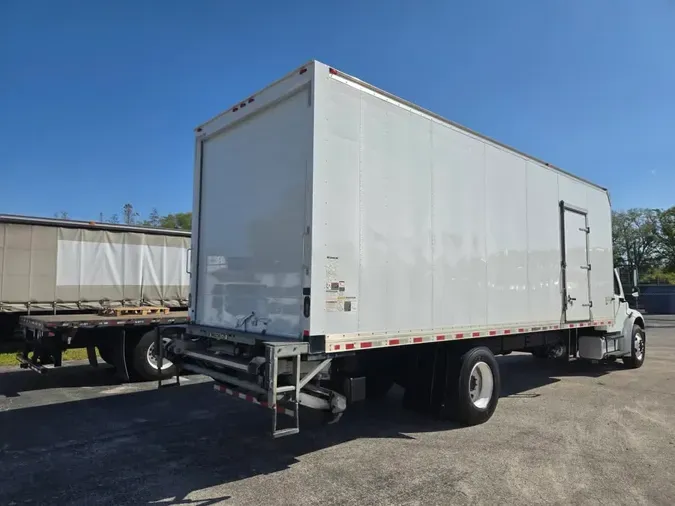 2018 FREIGHTLINER/MERCEDES M2 106