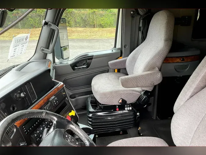 2021 INT LT625 6x4