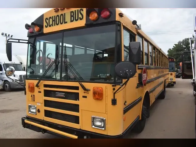 2013 THOMAS BUILT BUSES SAF-T-LINER