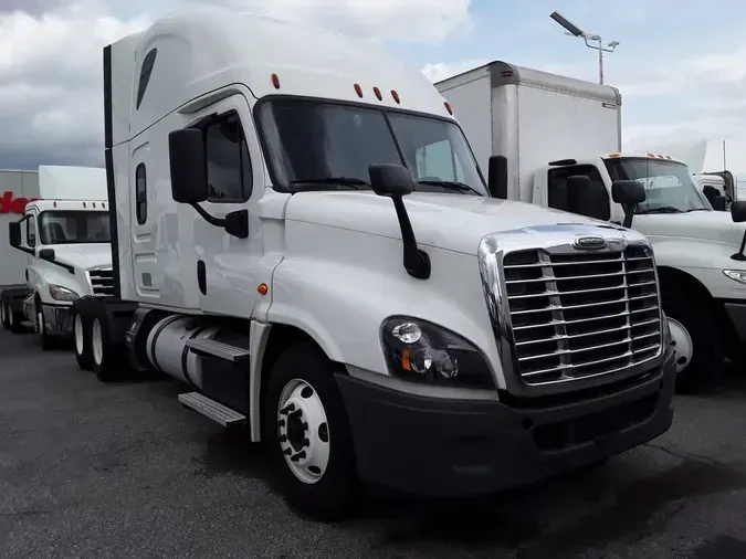 2020 FREIGHTLINER/MERCEDES CASCADIA 125