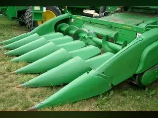 2011 John Deere 606C